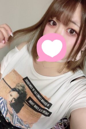 12月11日　緊急体験入店！！　色白激カワ　巨乳　　貴方の恋人　100％　　すずね　22歳　