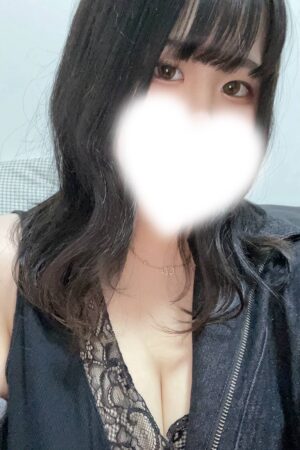 7月1日　緊急体験入店　未経験　童顔　スベスベ　肌の　激かわ　いお　さん　21歳