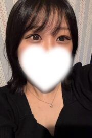 8月17日　緊急体験入店　業界完全未経験　おっとり　美女　あみさん　19歳