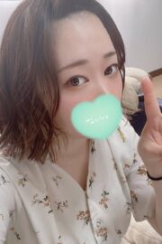 8月19日緊急体験乳店　スタイル抜群　ピンク乳首の美女　むいさん