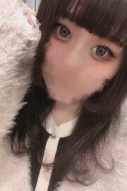 3月15日　緊急体験　乳店　未経験　爆乳　現役　カフェ店員　美女　リリさん　