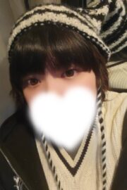 10月1日 緊急体験乳店 敏感流行りのショートヘア美女 ゆきさん